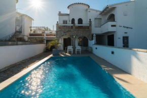 Ferienhaus mit Privatpool für 6 Personen ca 100 qm in Empuriabrava, Costa Brava Golf de Roses